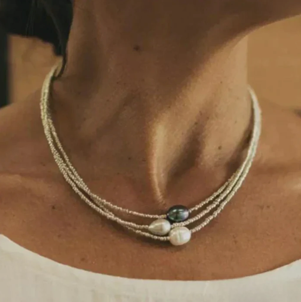 Ilse - Natürliche Perlenkette im eleganten Stil
