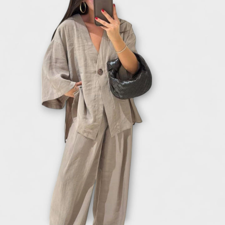Roswitha – Lässiges V-Ausschnitt-Set mit Hose