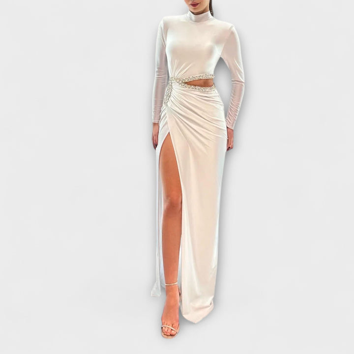 Alina - Weißes Langarmkleid mit Taillenausschnitt und Strassakzenten
