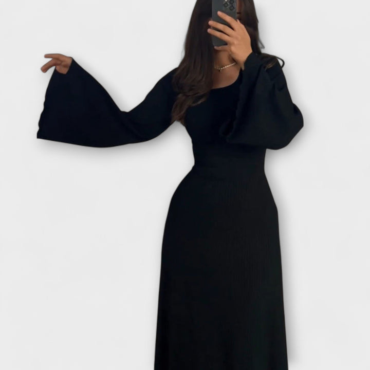 Frieda - Schickes Strickkleid mit Taillendetail