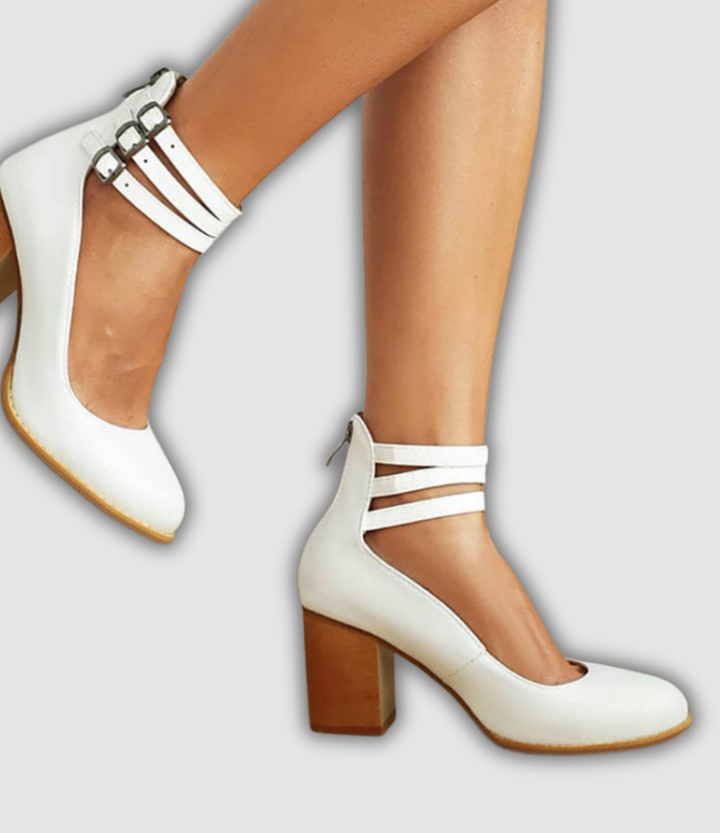Friderun - Absatzschuhe mit drei Schnallen