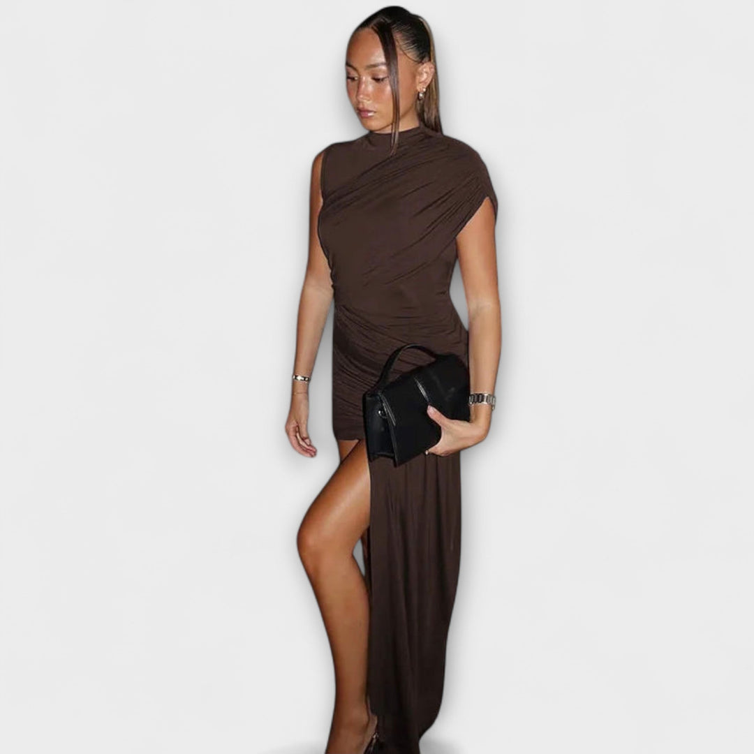 Selina - Schickes, schmal geschnittenes Kleid mit Rundhalsausschnitt und Plissee