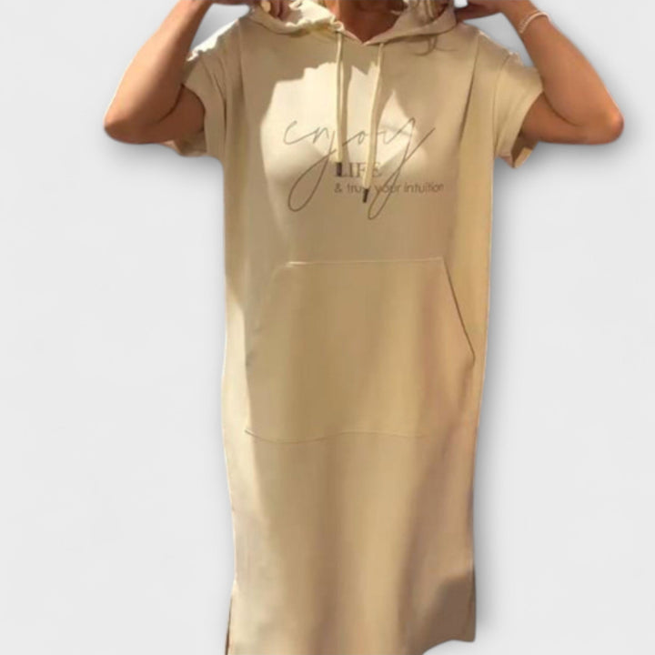 Jule - Entspanntes Kapuzenkleid