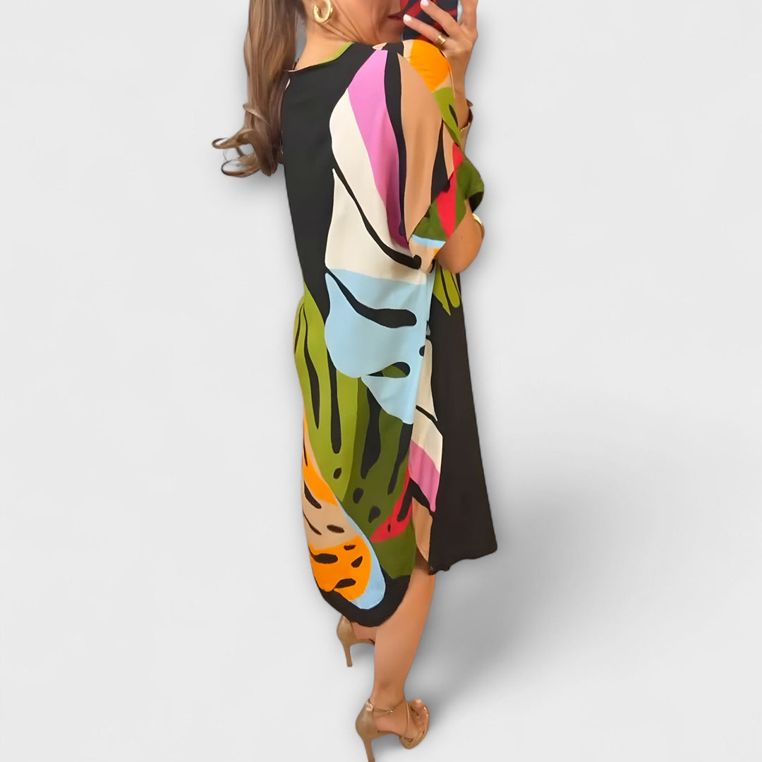 Carola - Lässiges Kleid mit Bunter Blätterdruck