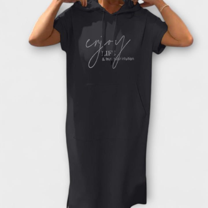 Jule - Entspanntes Kapuzenkleid