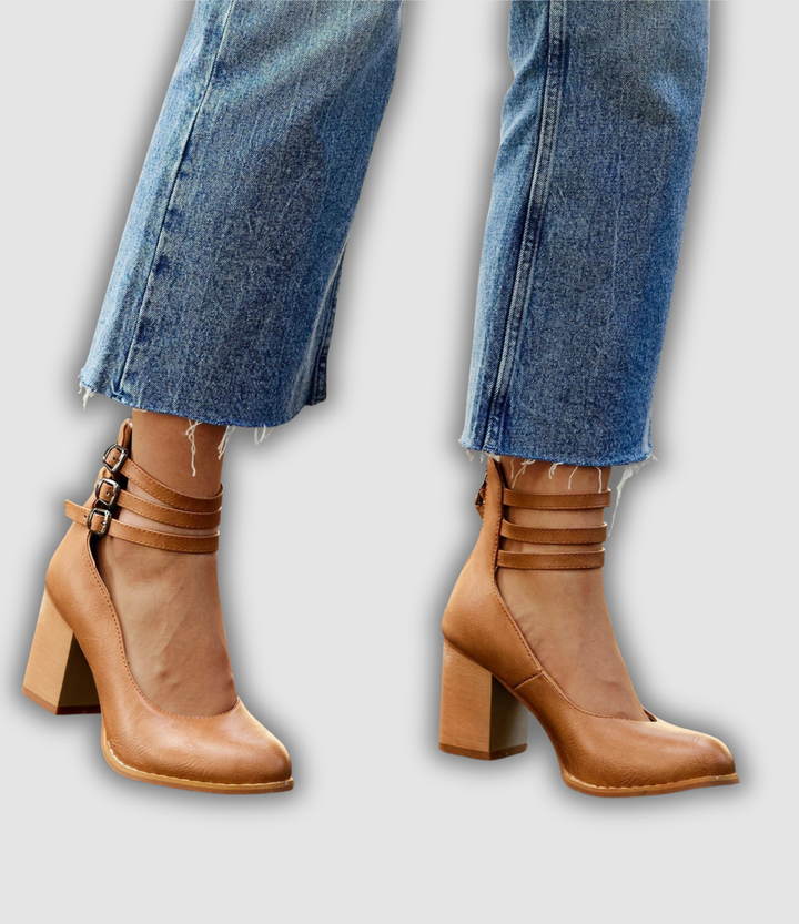Friderun - Absatzschuhe mit drei Schnallen
