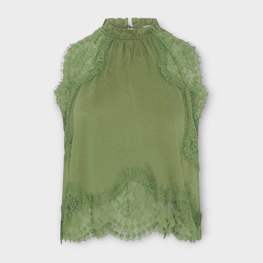 Fredrika – Satin-Set mit Spitzenakzenten und plissiertem Ausschnitt