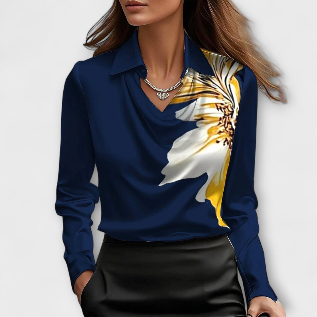 Martha - Glänzende Bluse mit gerafftem Kragen