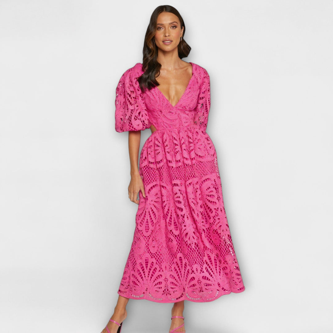 Fenja - Elegantes Kleid mit zarten Details
