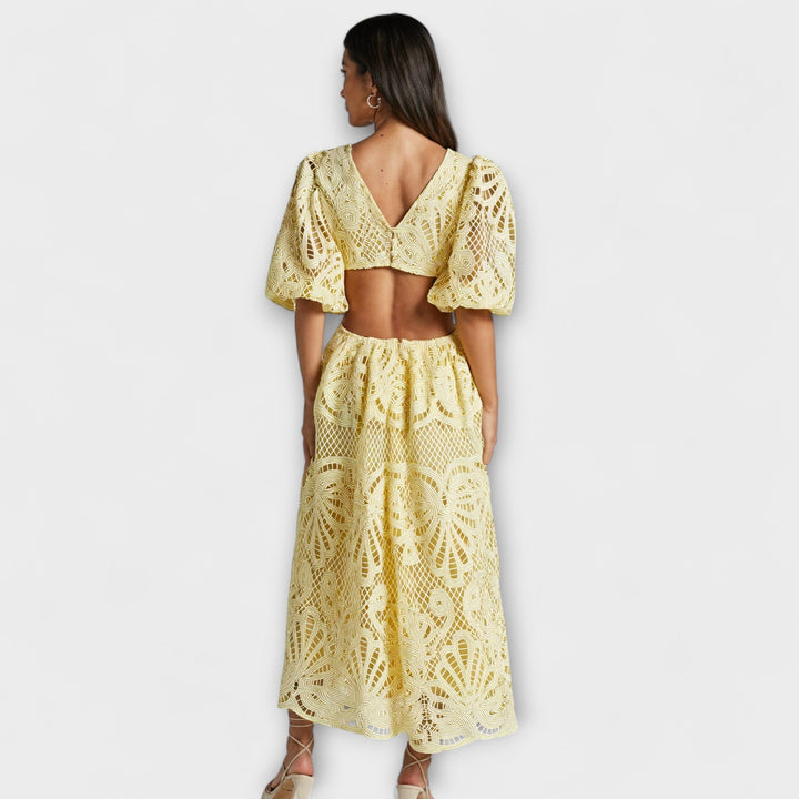 Fenja - Elegantes Kleid mit zarten Details