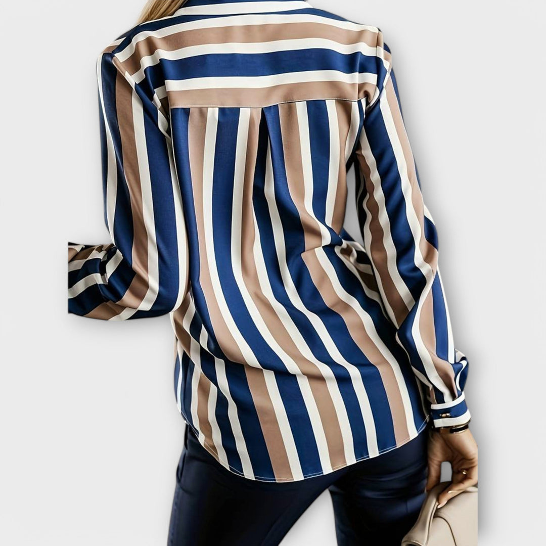 Selma - lässige und ruhige Stribet Bluse