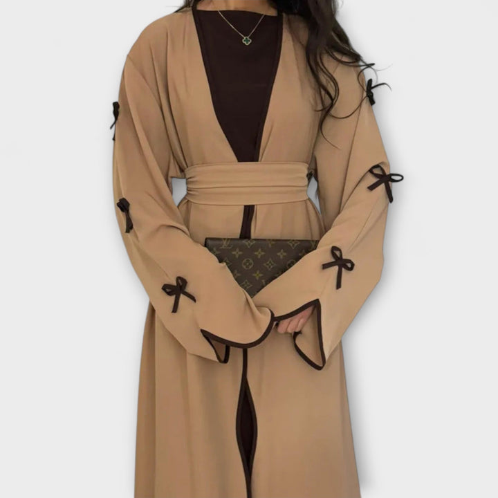 Leni - Schicker Cardigan und Kleid Duo mit Schleifenverzierung