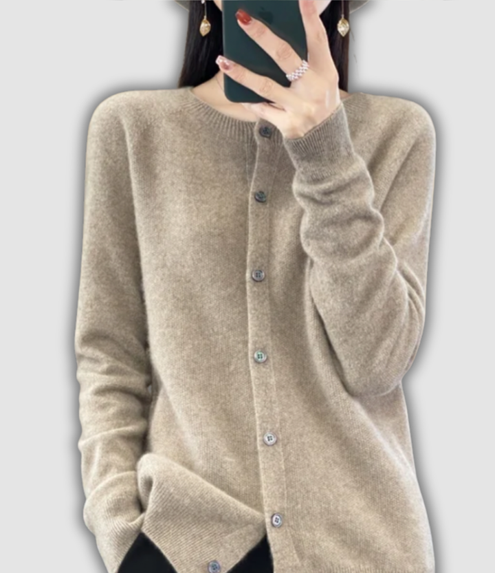 Wilfriede - Klassische Strickjacke