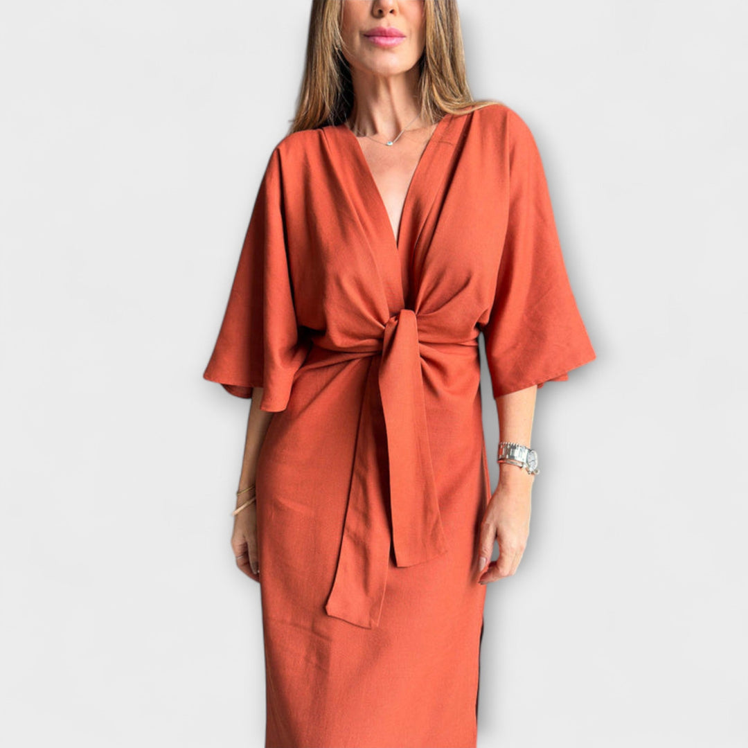 Jasmina - Lässiges Kleid mit V-Ausschnitt und Krawatte