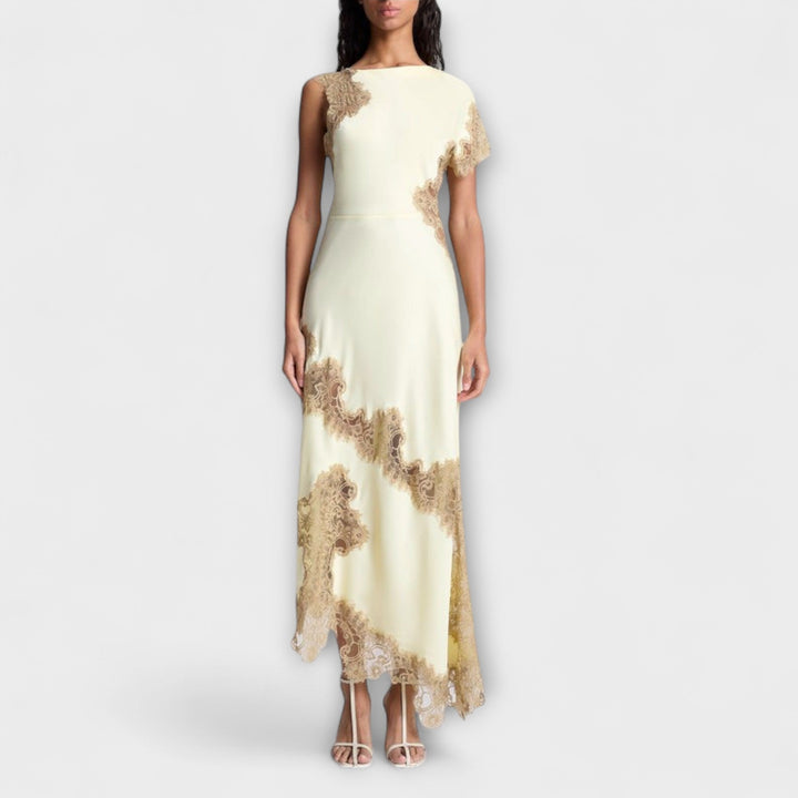 Sandra - Maxikleid mit Satin- und Spitze-Akzenten