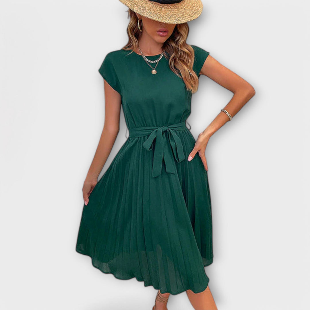 Erika - Kurzarm, gefältete, lässige Midikleid
