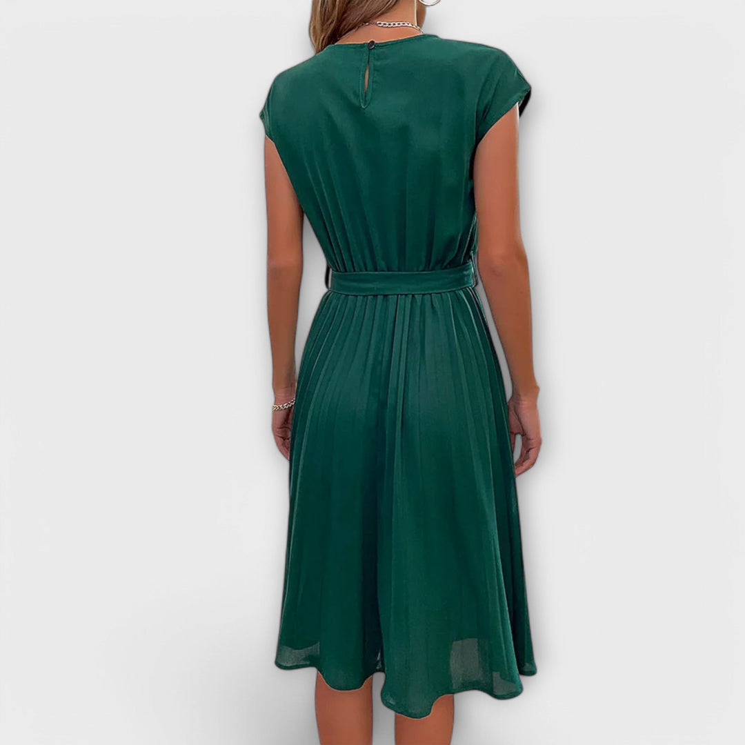 Erika - Kurzarm, gefältete, lässige Midikleid