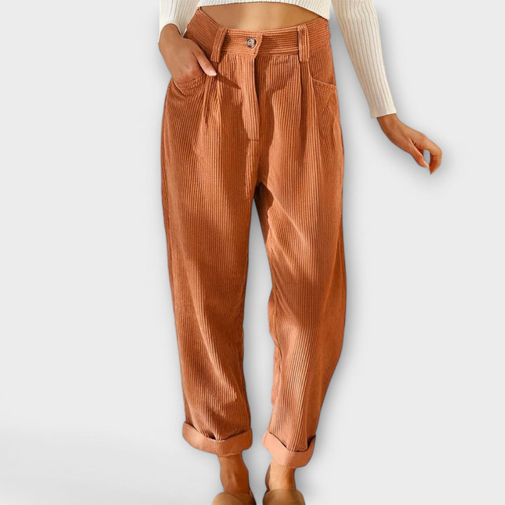 Kathrin - Moderne Kordhose