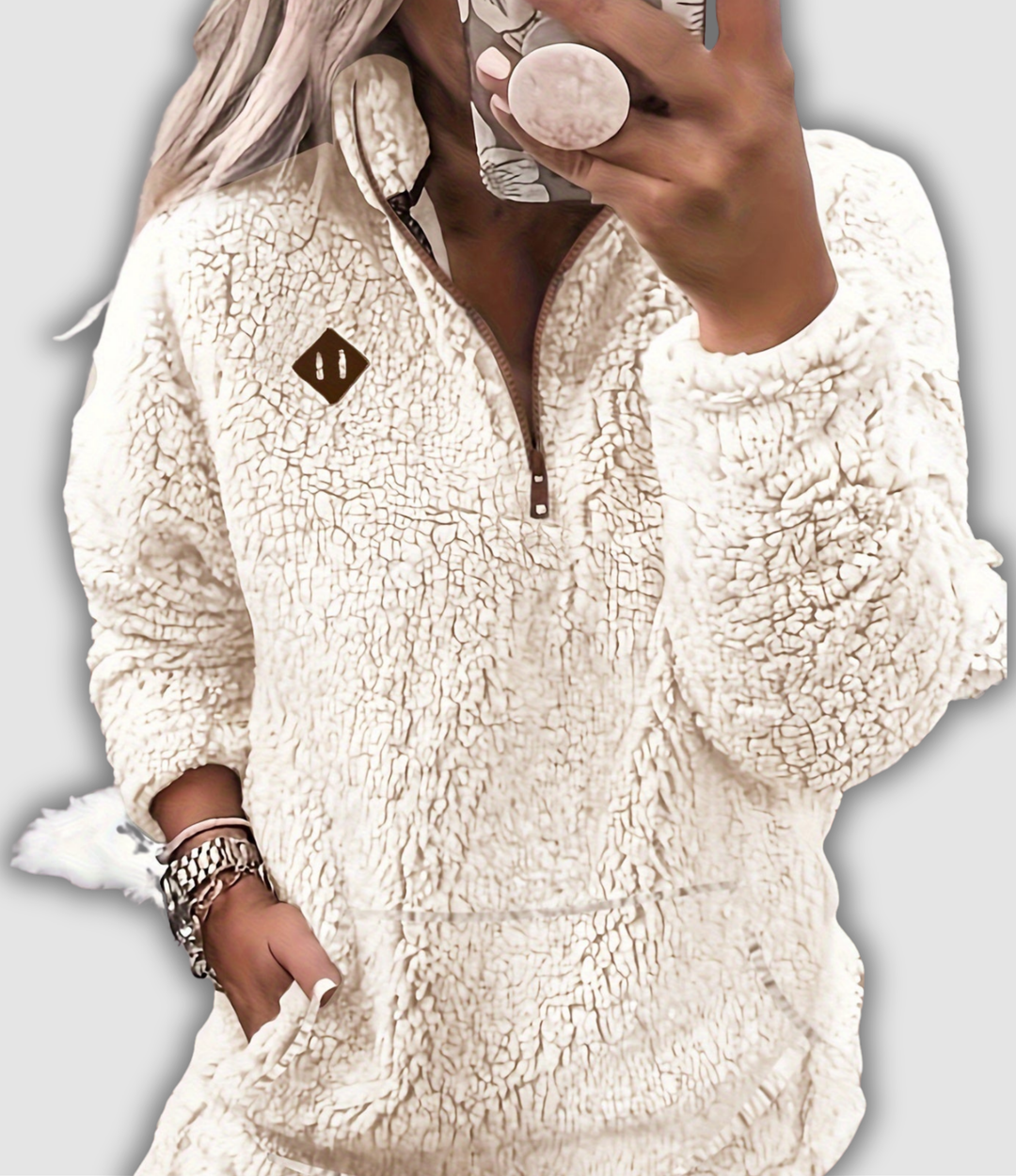 Leokadia - Pullover mit Viertel-Reißverschluss und Aufnähern