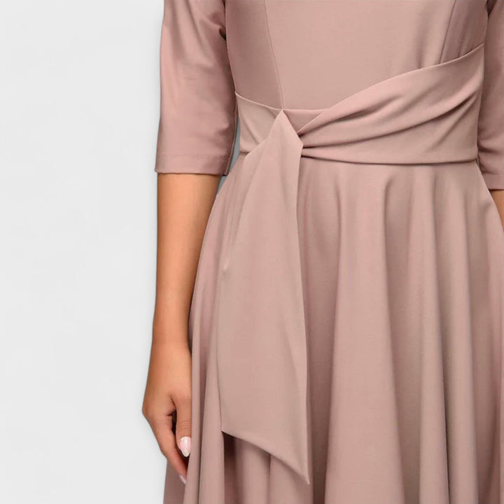 Wanda - Elegantes Swing-Kleid