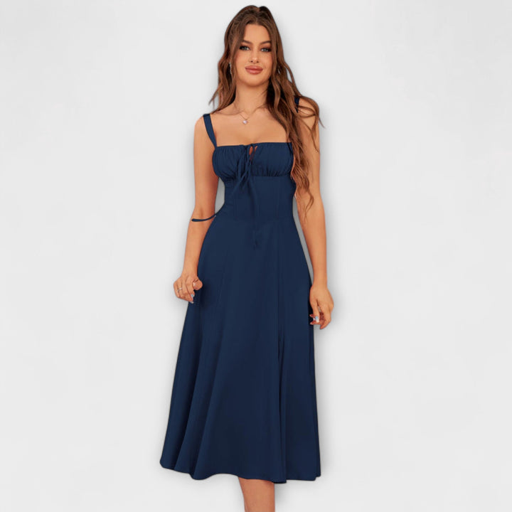 Wilma - Rüschentop Kleid mit Schlitzdetail