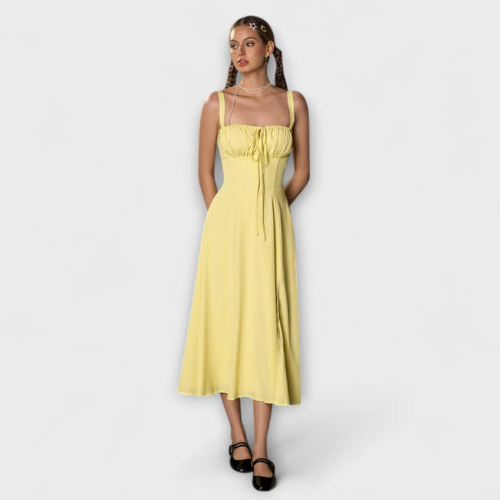 Wilma - Rüschentop Kleid mit Schlitzdetail