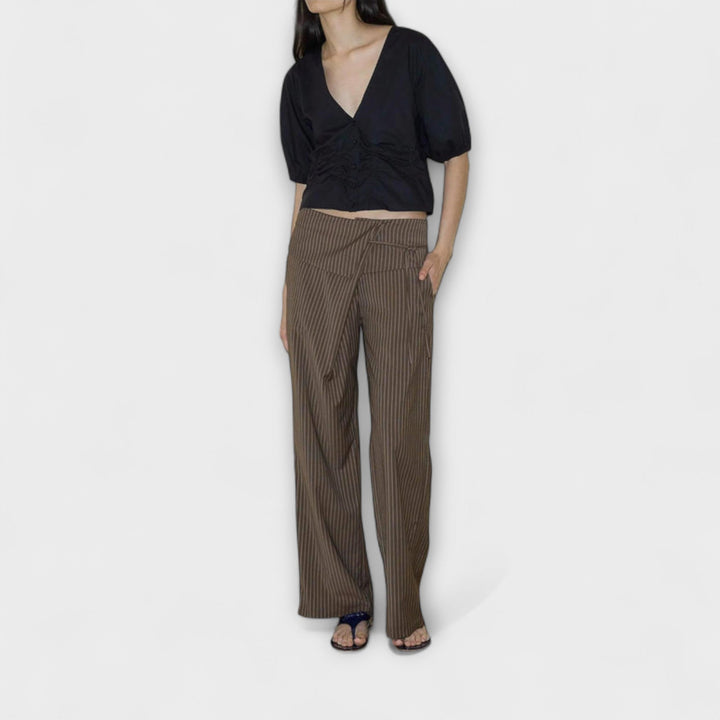 Helena – Weit Geschnittene Hose Mit Falt-Detail