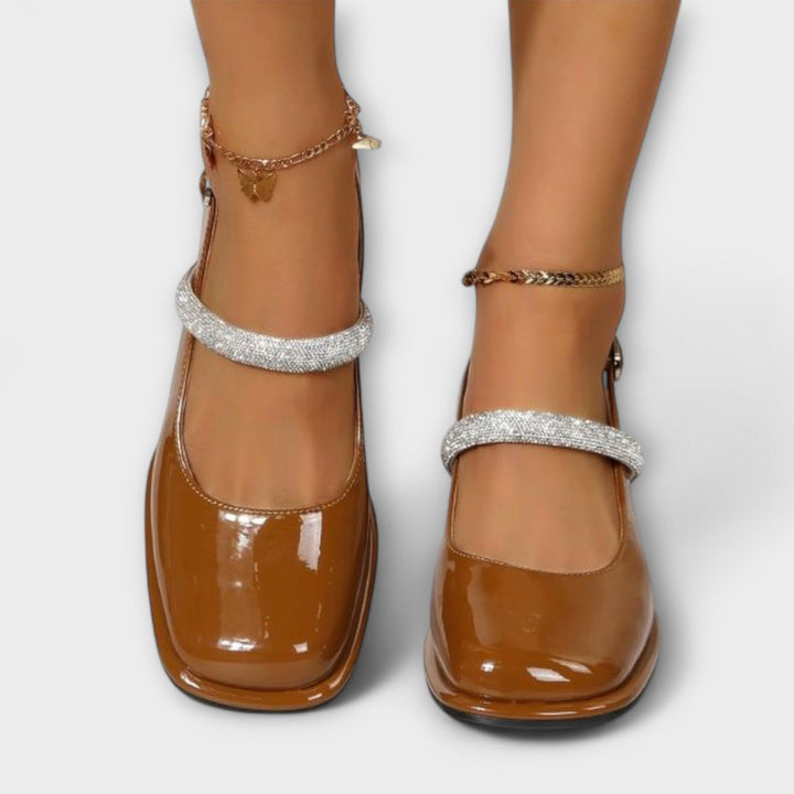 Erna - Mary Janes mit Glitzer-Riemen und Blockabsatz