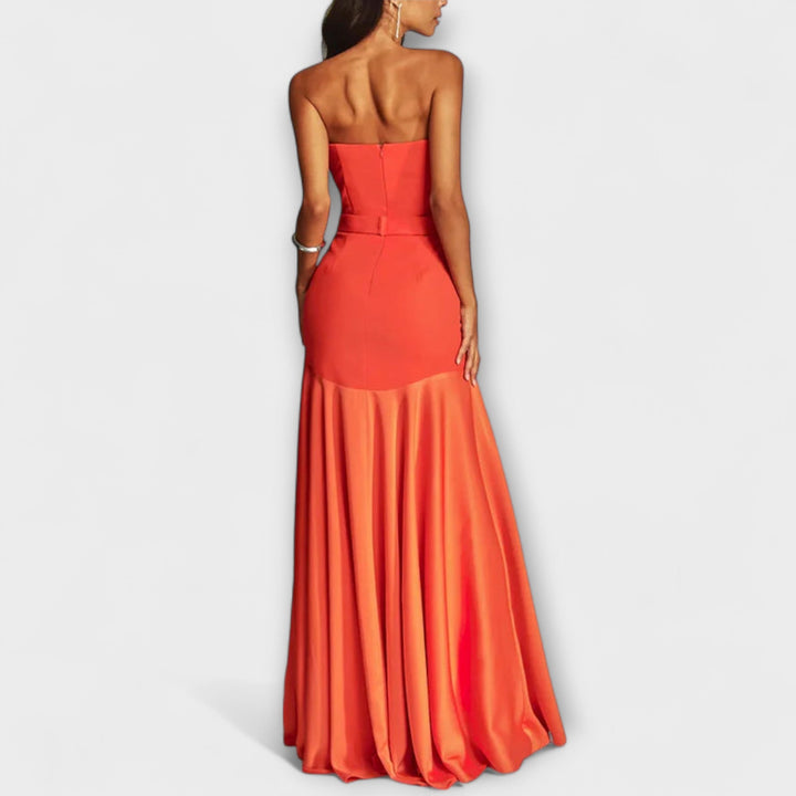 Christa - Schulterfreies Maxikleid mit V-Ausschnitt