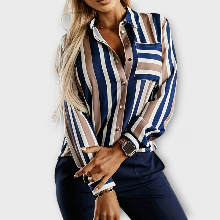 Selma - lässige und ruhige Stribet Bluse