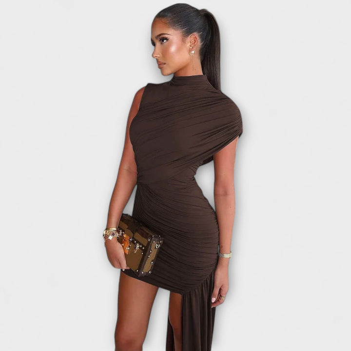Selina - Schickes, schmal geschnittenes Kleid mit Rundhalsausschnitt und Plissee
