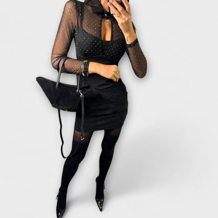 Solveig - Minikleid mit Netz-Glitzer-Ausschnitt und Stretch-Stoff