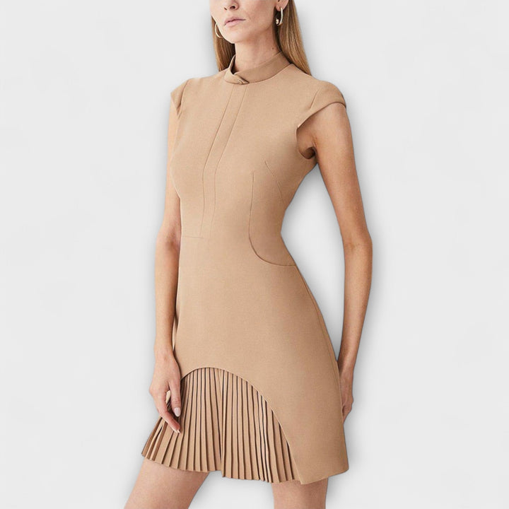 Melissa - Militärisch inspiriertes Patchwork-Minikleid mit hohem Kragen
