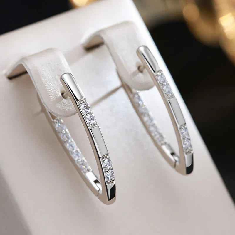 Ilse  - Elegante Ohrringe in Zirkonia-Optik in Gold