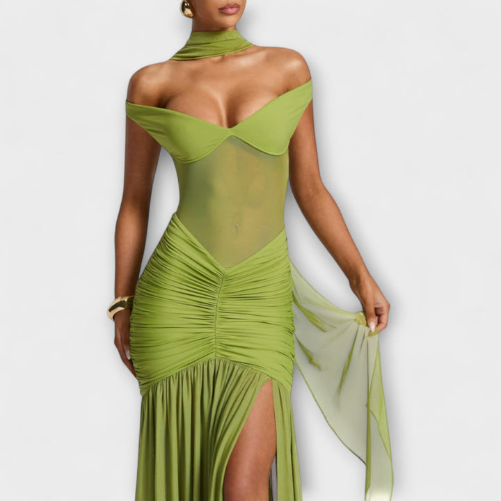 Aylin – Schlitzkleid mit Wow Faktor