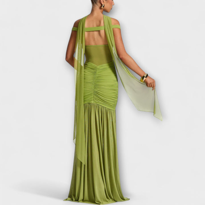Aylin – Schlitzkleid mit Wow Faktor